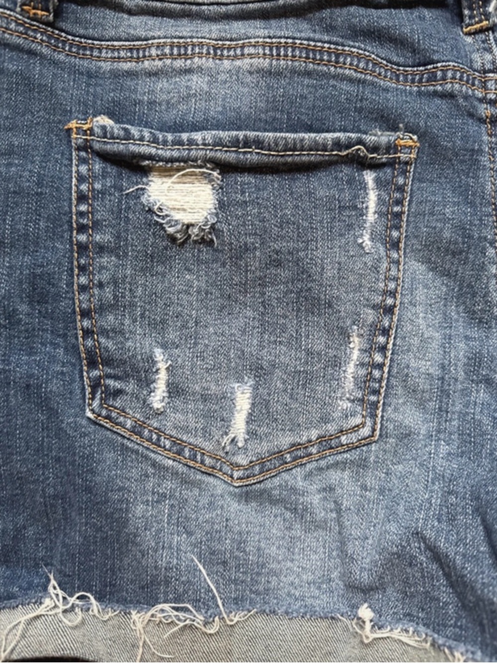 Maurices Junior’s Denim Shorts Size 11/12 - Picture 12 of 13